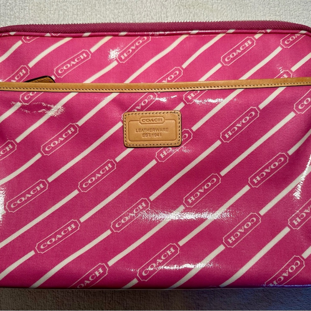 Coach Pink and White Large Cosmetics Case